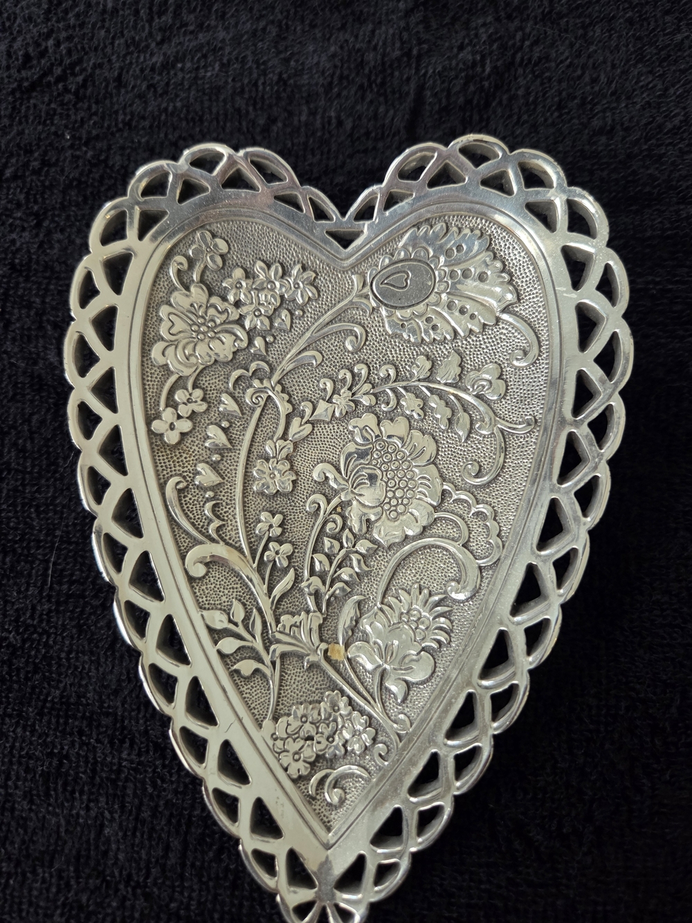 Brighton Silver Heart Filigree Decorative Accent Tray